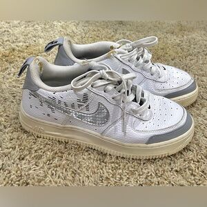 Nike Air force 1 Low Rise- White with silver Swoosh
